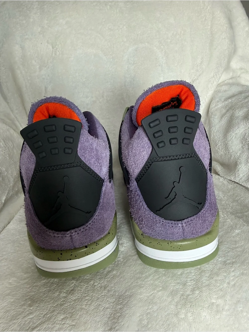 WMNS AIR JORDAN 4 RETRO